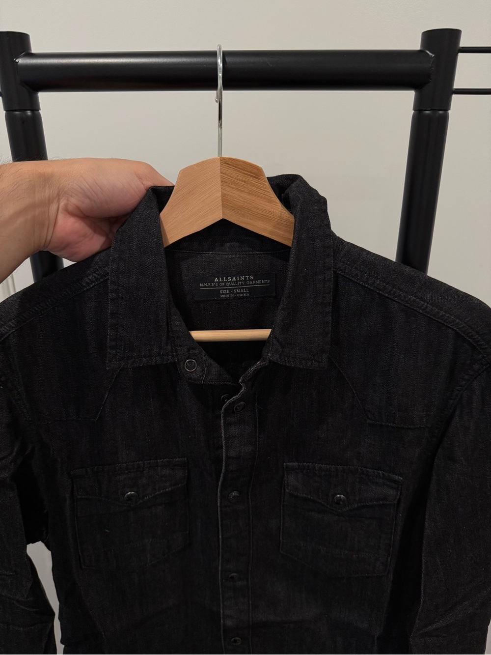 Allsaints Men's pearl button denim shirt in black - Picture 2 of 7